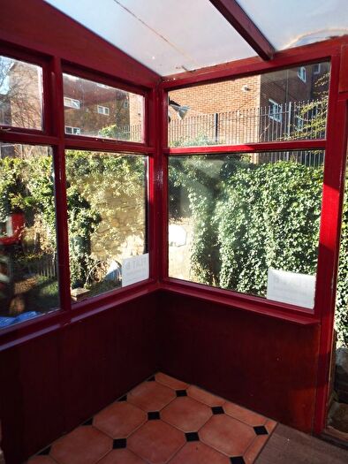 2 Bedroom Flat To Rent In South Road, Sheffield, S6