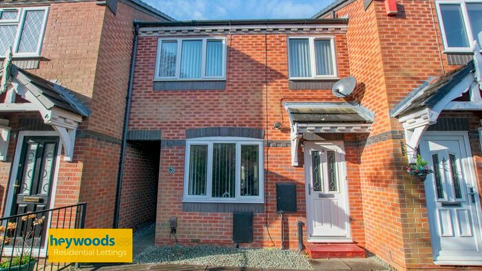 3 Bedroom Town House To Rent In Onslow Drive, Bradwell, Newcastle-Under-Lyme ST5