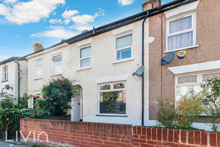 3 Bedroom Terraced House For Sale In Davidson Road, Croydon, Surrey, CR0