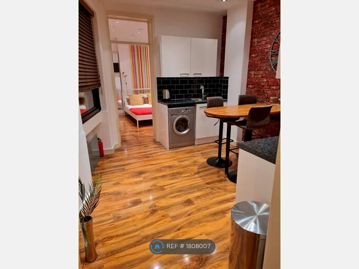 2 Bedroom Flat To Rent In Charing Cross Road, London, WC2H