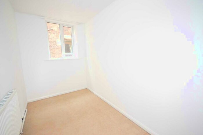 2 Bedroom Apartment To Rent In Park Road West, Claughton, CH43