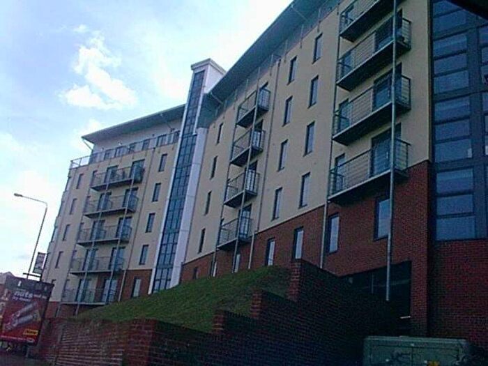 2 Bedroom Flat To Rent In Nottingham City Centre, Park West, -, NG7