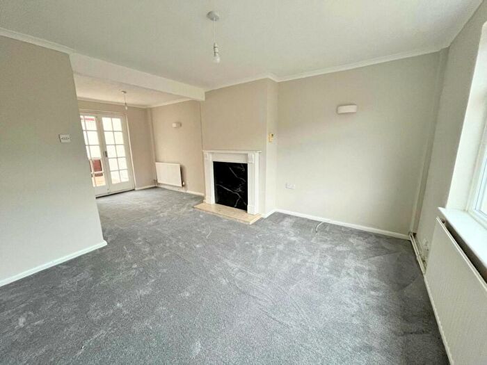 2 Bedroom Semi-Detached House To Rent In Mora Avenue, Chadderton, OL9