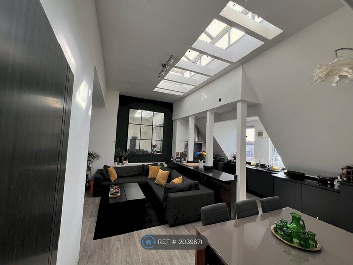 2 Bedroom Flat To Rent In Aldermans Hill, London, N13