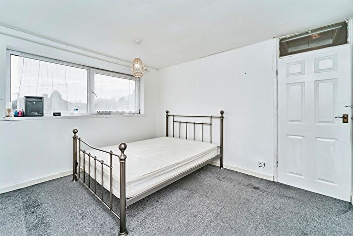 3 Bedroom Terraced House For Sale In Ash Drive, West Bromwich, B71