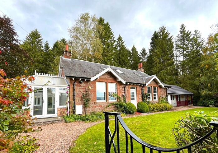 5 Bedroom Cottage To Rent In Dunbarney Estate, Bridge Of Earn, PH2