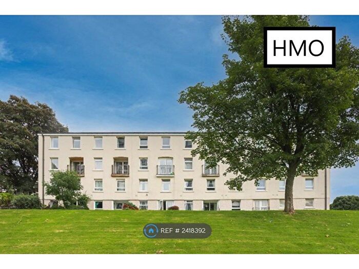 4 Bedroom Flat To Rent In Melvaig Place, Glasgow, G20
