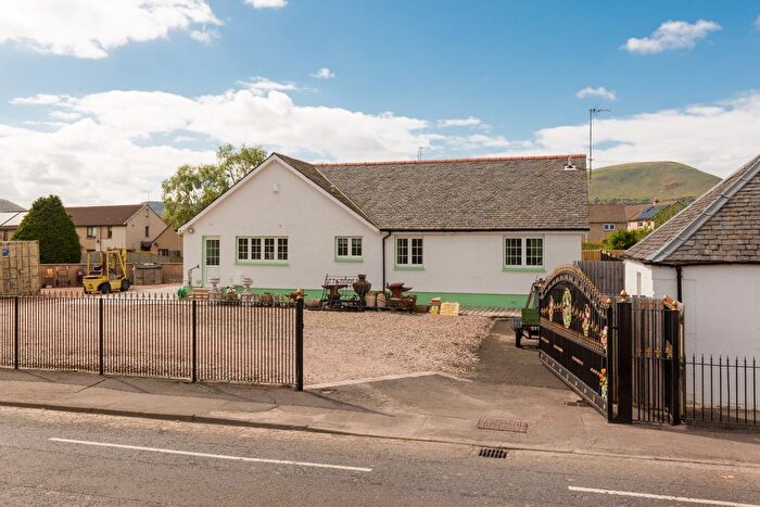 4 Bedroom Detached House For Sale In Loanhead, EH25