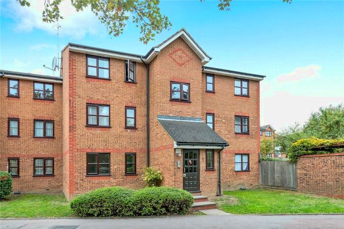 1 Bedroom Flat To Rent In Barkwith House, Cold Blow Lane, London, SE14