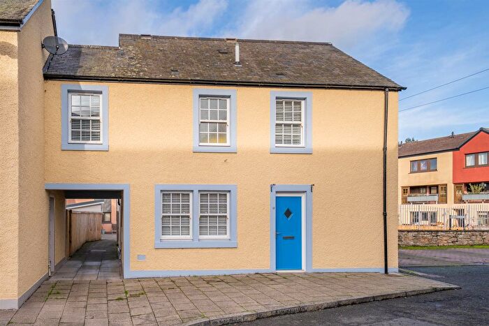 3 Bedroom Semi Detached House For Sale In Market Square, Coldstream, TD12
