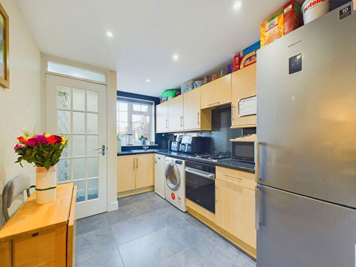 2 Bedroom Terraced House For Sale In Brockhurst Close, Horsham, RH12