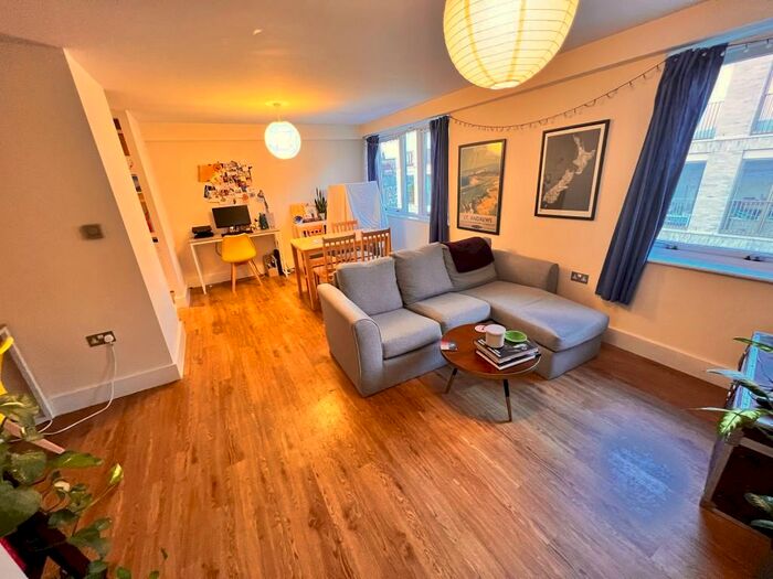 1 Bedroom Flat To Rent In Brownswood Road, London, N4