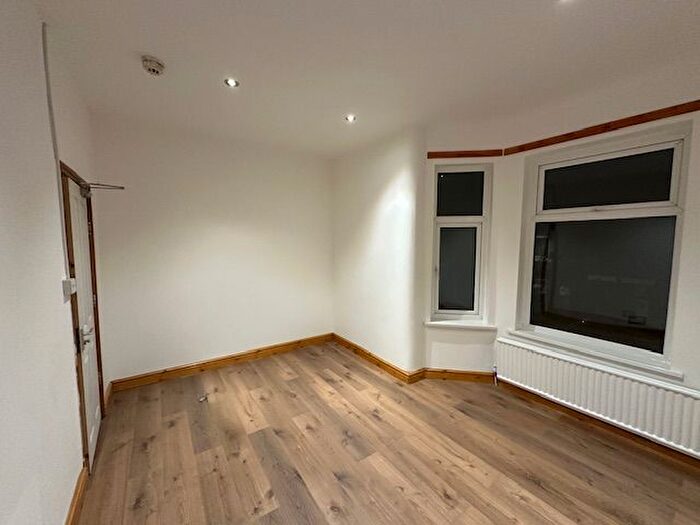 3 Bedroom Terraced House To Rent In Ealing Avenue, Rusholme, Manchester, M14