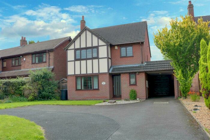 3 Bedroom Detached House For Sale In Bignall Hill, Bignall End, ST7