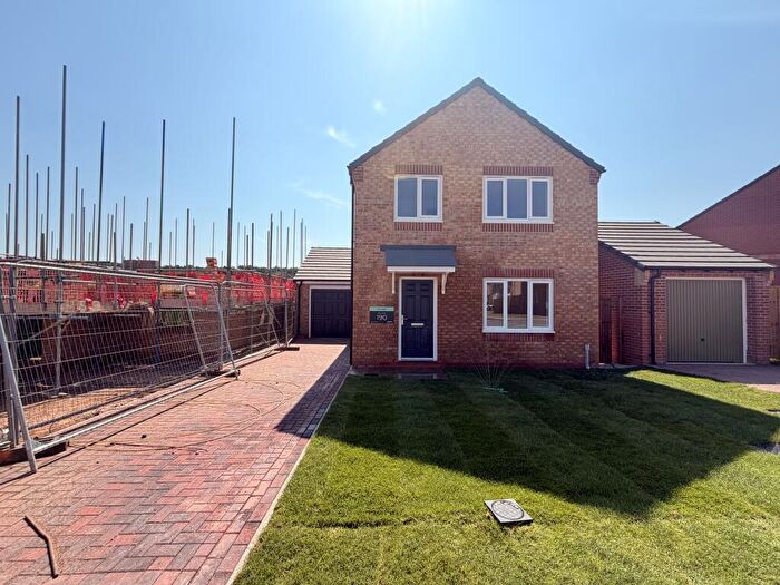 4 Bedroom Detached House To Rent In Dickens Way, Kirkby-In-Ashfield, NG17