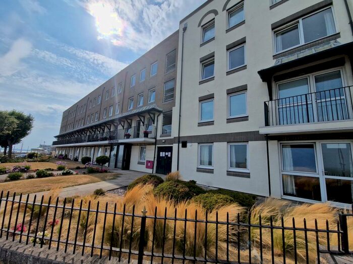 1 Bedroom Flat To Rent In Homefleet House, Wellington Crescent, CT11