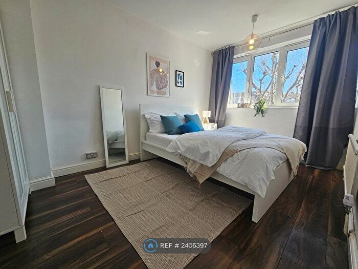 4 Bedroom Flat To Rent In Cluny Estate, London, SE1