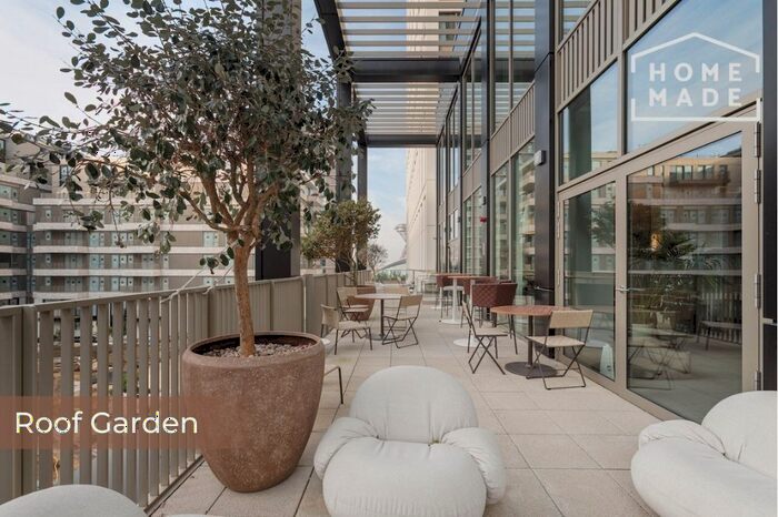 2 Bedroom Flat To Rent In Coppermaker Square, Stratford, E20