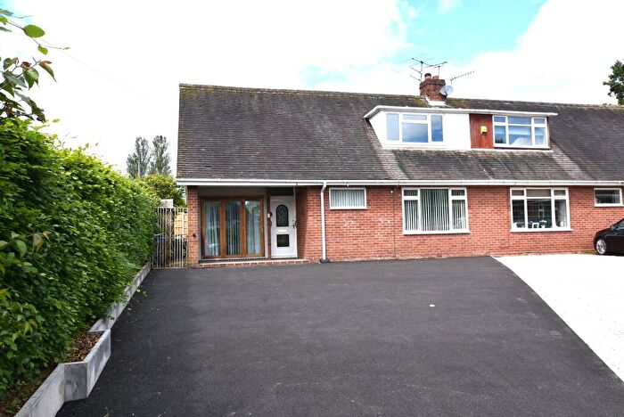 3 Bedroom Semi-Detached House To Rent In Betley Place, Clayton, Newcastle-under-Lyme, ST5