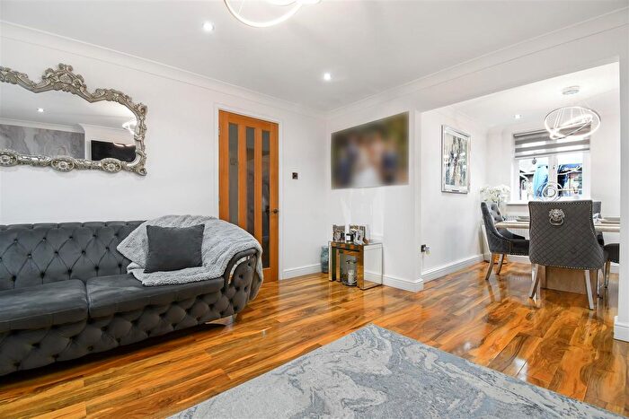 3 Bedroom Terraced House For Sale In Ranby Road, Scunthorpe, DN17