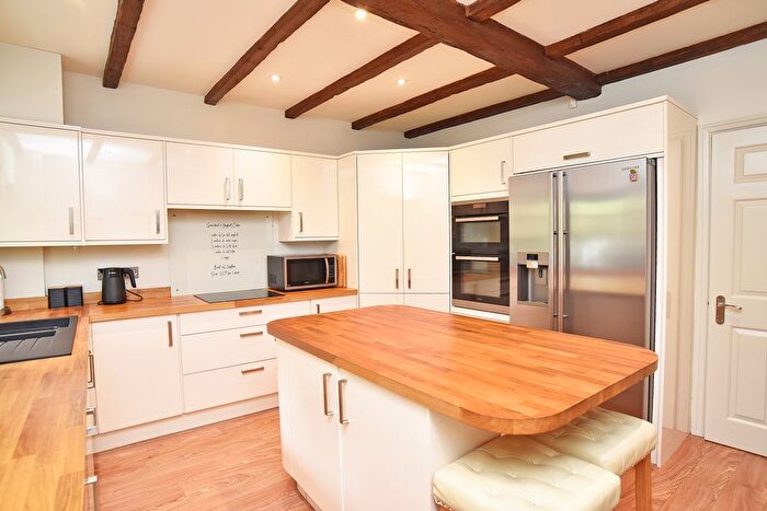 4 Bedroom Terraced House For Sale In Waterside, Knaresborough, HG5
