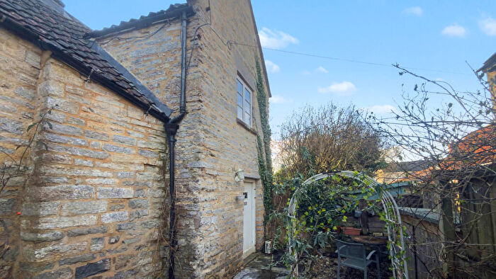 1 Bedroom Character Property For Sale In Birch Cottage, Butleigh, BA6