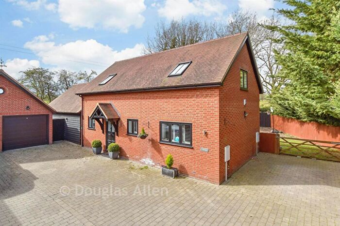 3 Bedroom Detached House For Sale In Crown Hill, Waltham Abbey, Essex, EN9