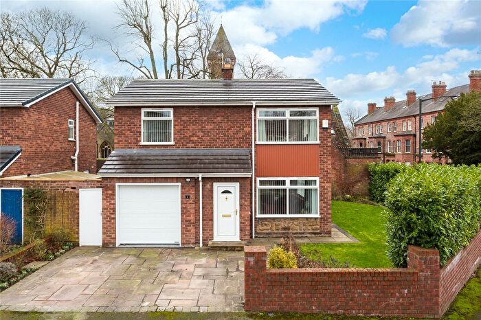 4 Bedroom Detached House For Sale In Clifton Place, York, North Yorkshire, YO30