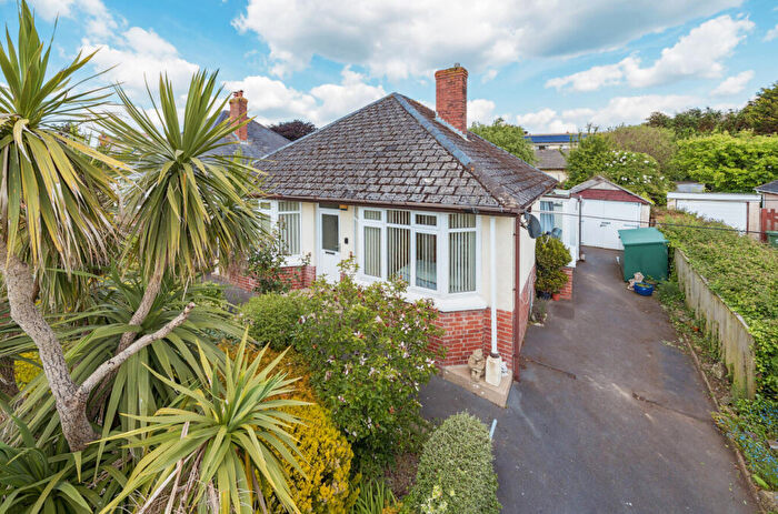 4 Bedroom Bungalow For Sale In Tews Lane, Bickington, Barnstaple, Devon, EX31