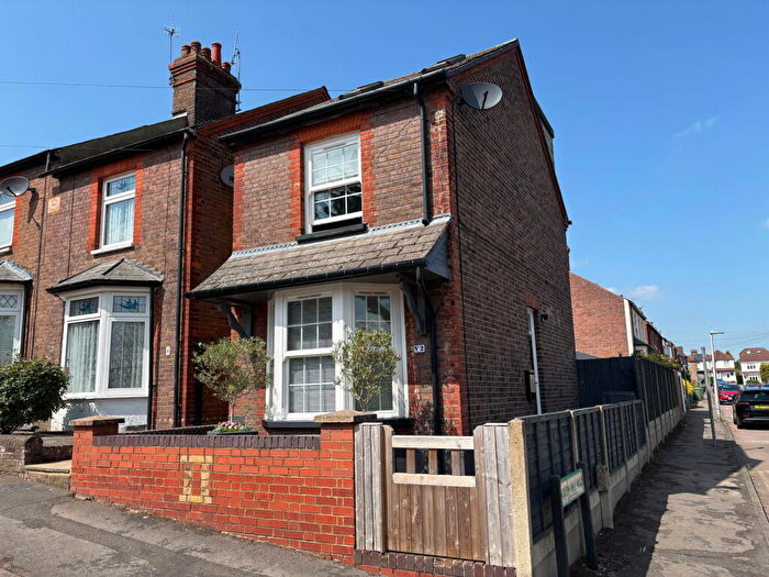 4 Bedroom Detached House For Sale In Cemetery Hill, Hemel Hempstead, HP1