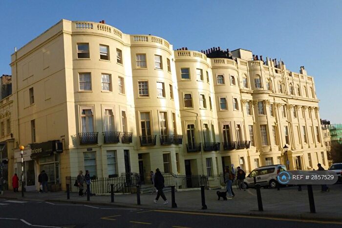 Studio To Rent In Brunswick Place, Hove, BN3