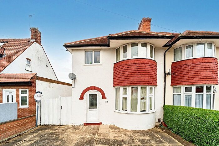 3 Bedroom Semi-Detached House For Sale In Medway Gardens, Wembley, HA0