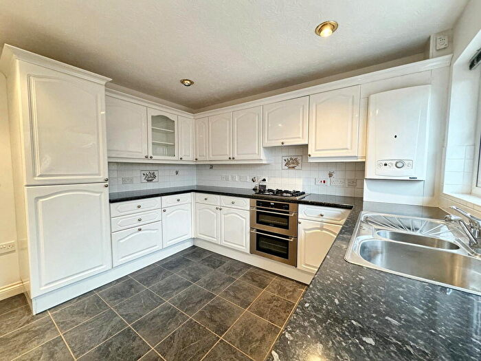 3 Bedroom Detached Bungalow For Sale In Summer Court, Towyn, Conwy, LL22