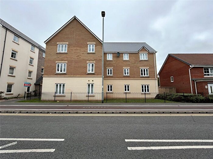 2 Bedroom Flat To Rent In Mill House Road, Norton Fitzwarren, Taunton, Somerset, TA2