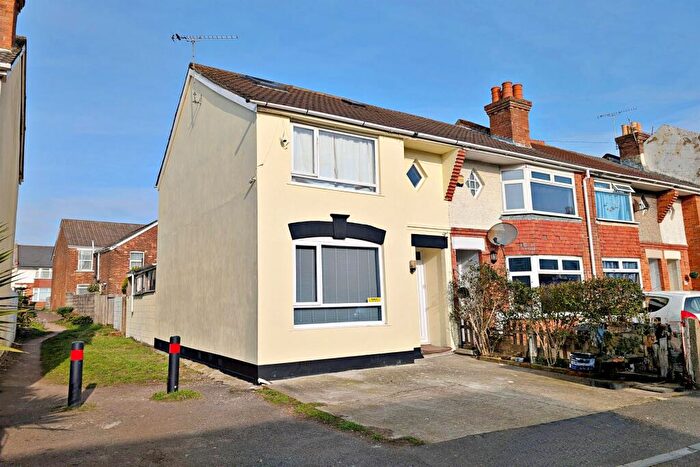 3 Bedroom End Of Terrace House For Sale In Springbourne, BH1