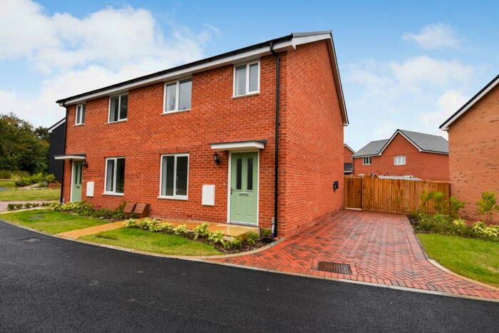 3 Bedroom Semi-Detached House For Sale In Acorn Street, Burnham-On-Crouch, CM0