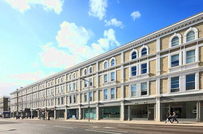 2 Bedroom Apartment To Rent In Fulham Road, London, SW10