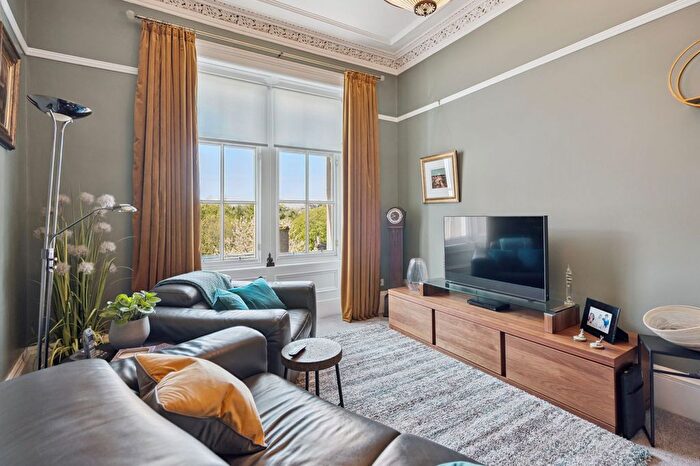 1 Bedroom Flat For Sale In High Street, Dunblane, FK15