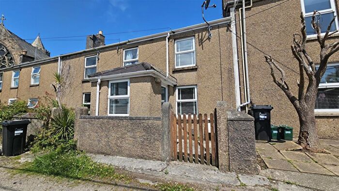 2 Bedroom Terraced House For Sale In East Terrace, Hayle, TR27