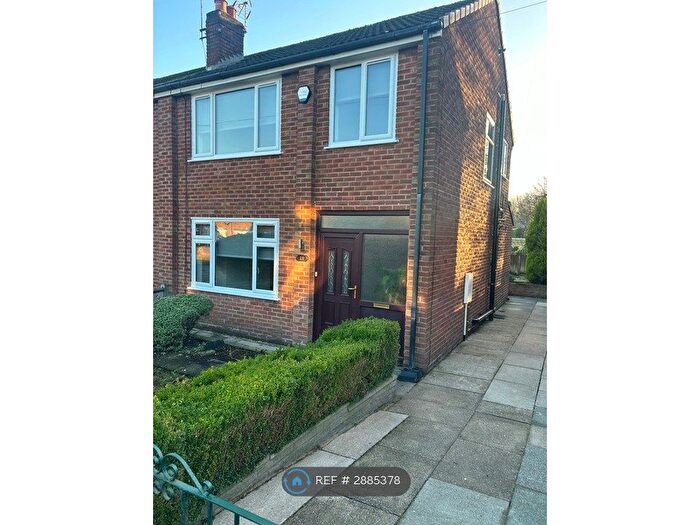 3 Bedroom Semi-Detached House To Rent In Atholl Grove, Wigan, WN3