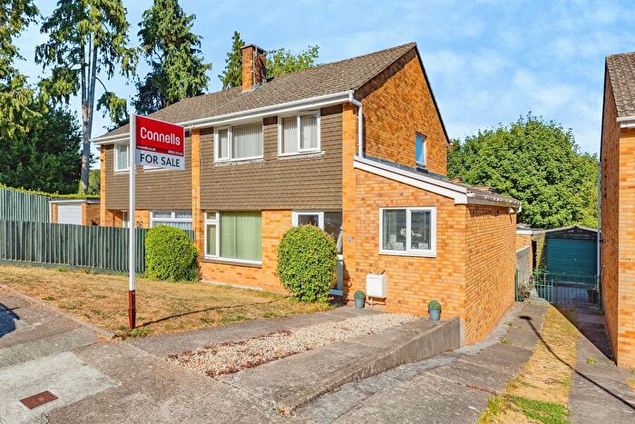 3 Bedroom Semi Detached House For Sale In Pilmuir Avenue, Torquay, TQ2