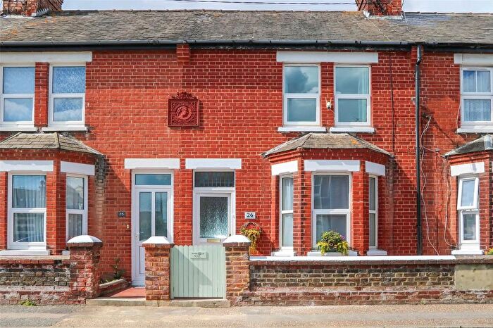 3 Bedroom Terraced House For Sale In Gloucester Place, Littlehampton, West Sussex, BN17