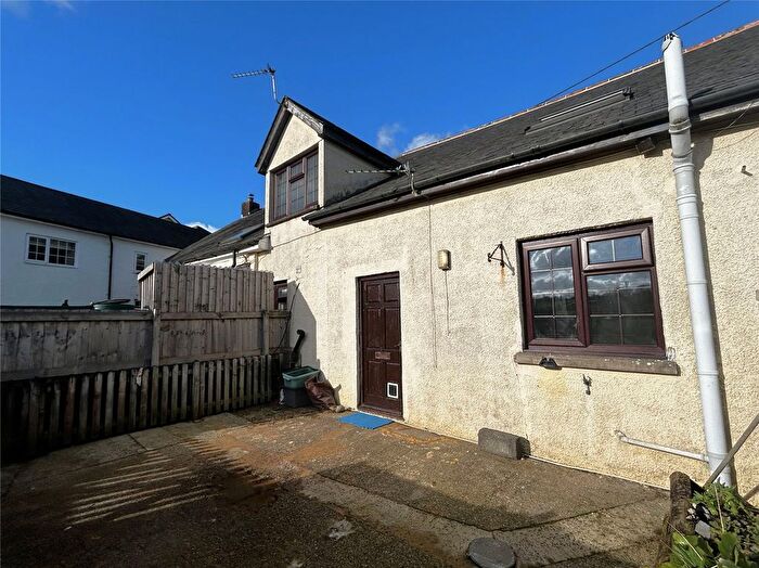 4 Bedroom Semi-Detached House For Sale In East Street, North Molton, South Molton, Devon, EX36