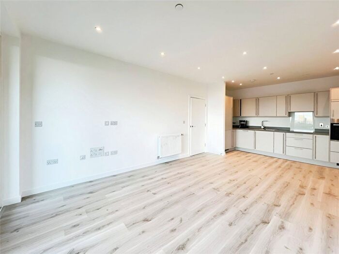 2 Bedroom Flat To Rent In Mulberry Circus, Barking, IG11