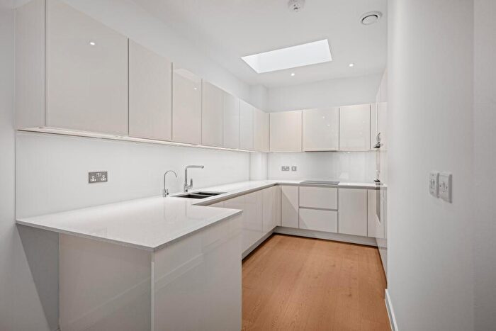 3 Bedroom Terraced House For Sale In Handley Drive Kidbrooke, SE3