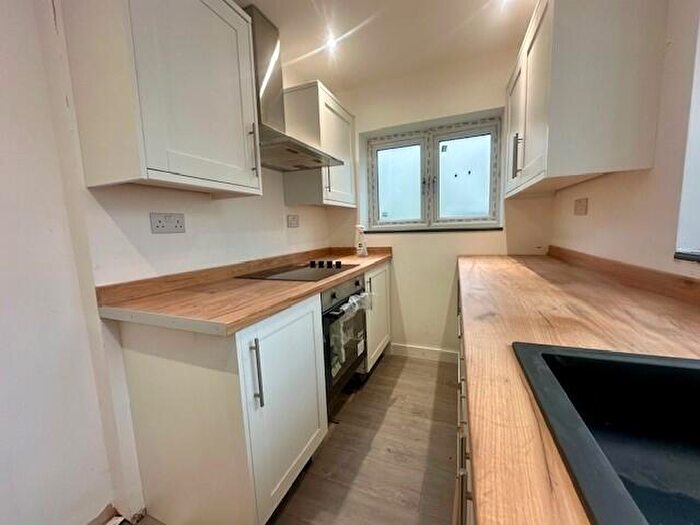 3 Bedroom Terraced House To Rent In Robinson Street, Foulridge, BB8