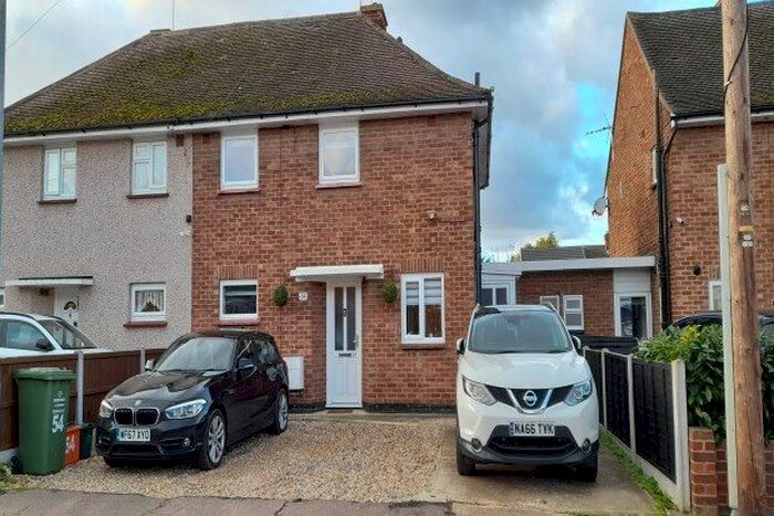 3 Bedroom Property To Rent In St. Marys Crescent, Basildon, SS13