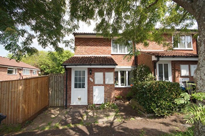1 Bedroom Apartment For Sale In Holly Close, Speedwell, Bristol, BS5