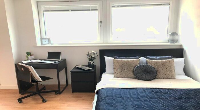 Studio To Rent In The Midway, Newcastle-Under-Lyme, ST5