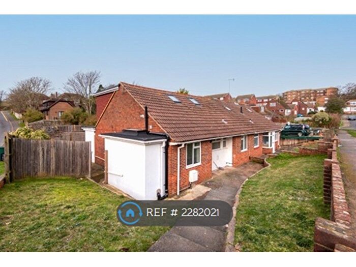 5 Bedroom Semi-Detached House To Rent In Falmer Gardens, Brighton, BN2